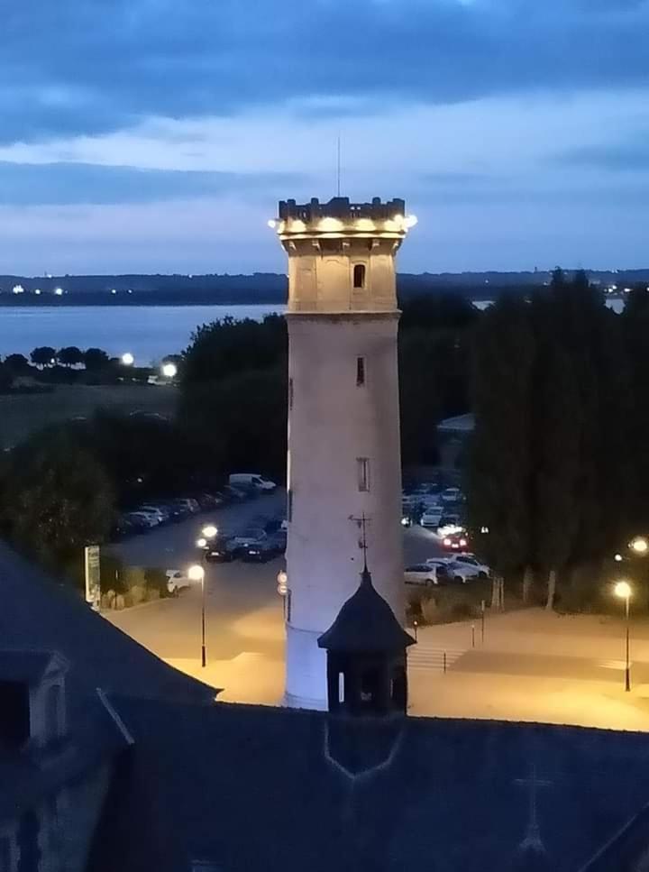 Lamaison Du Phare Honfleur Chambres D'Hotes Et Jacuzzi Prive Exterior photo
